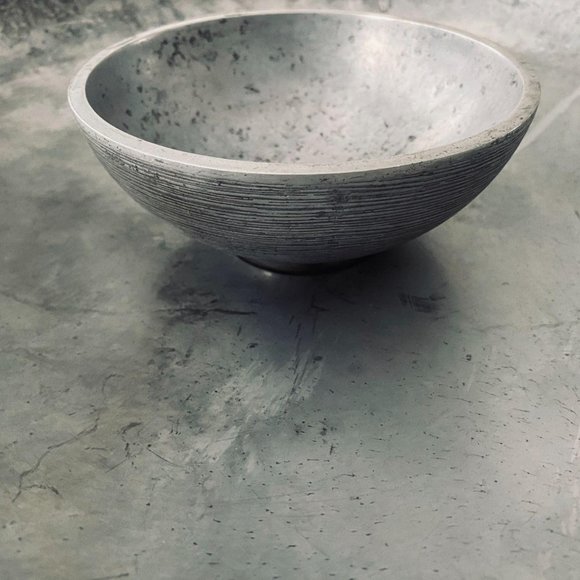 Vera Wang Wedgwood 2 Piece Bowl Set Serving - Picture 2 of 10